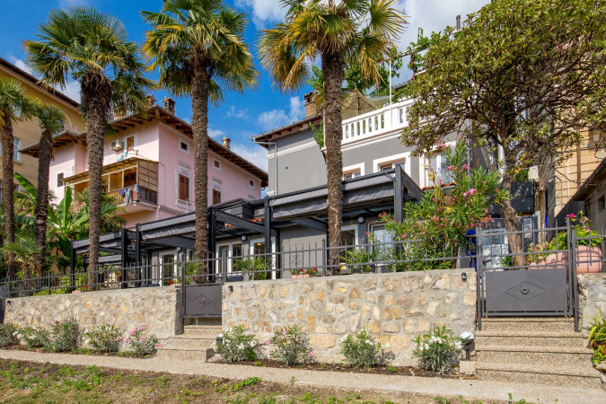 Terrace with access to the beach, Apartments Villa Clara in Lovran Lovran